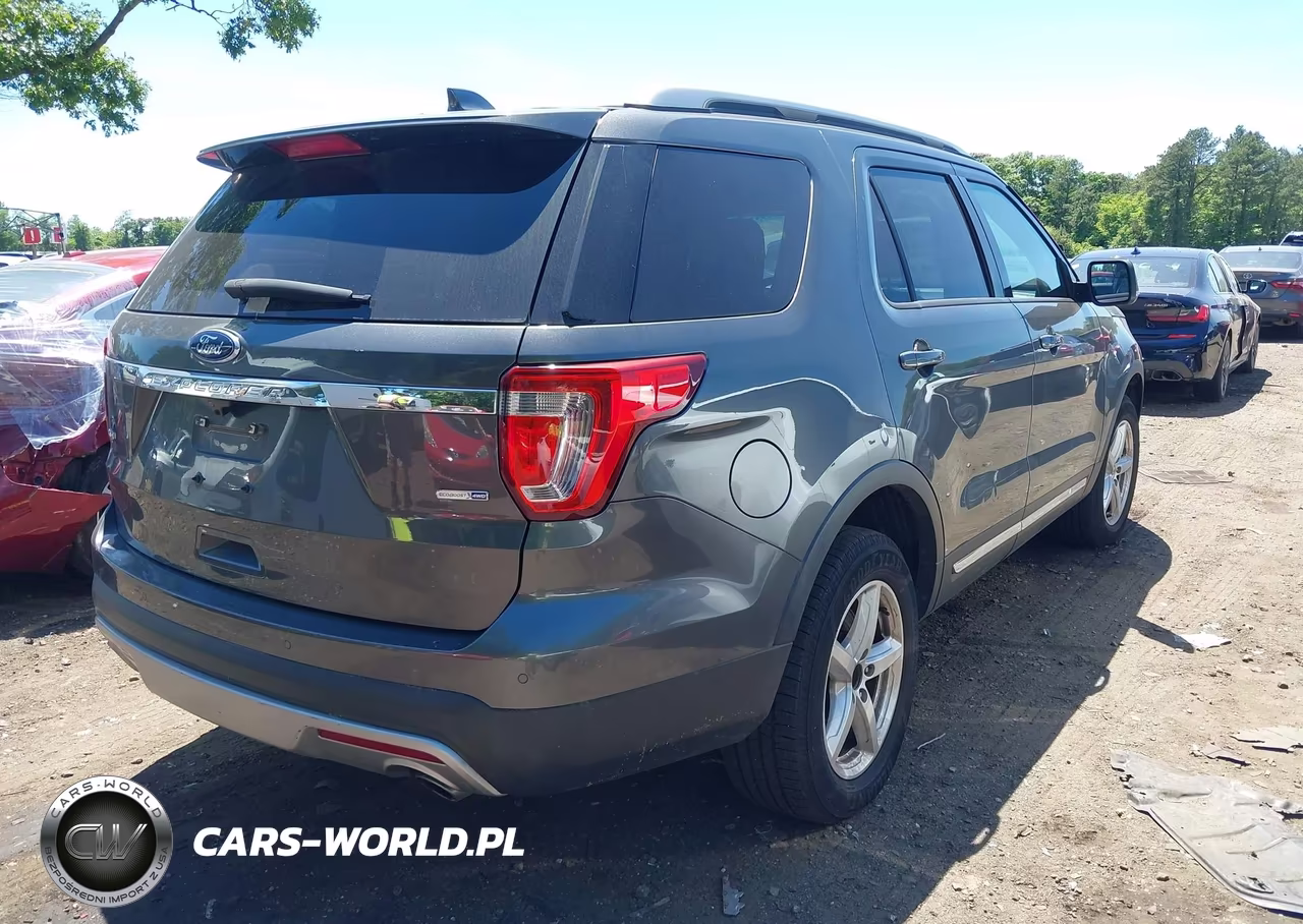 2016 Ford Explorer Xlt VIN:1FM5K8DH1GGB14259 - 4