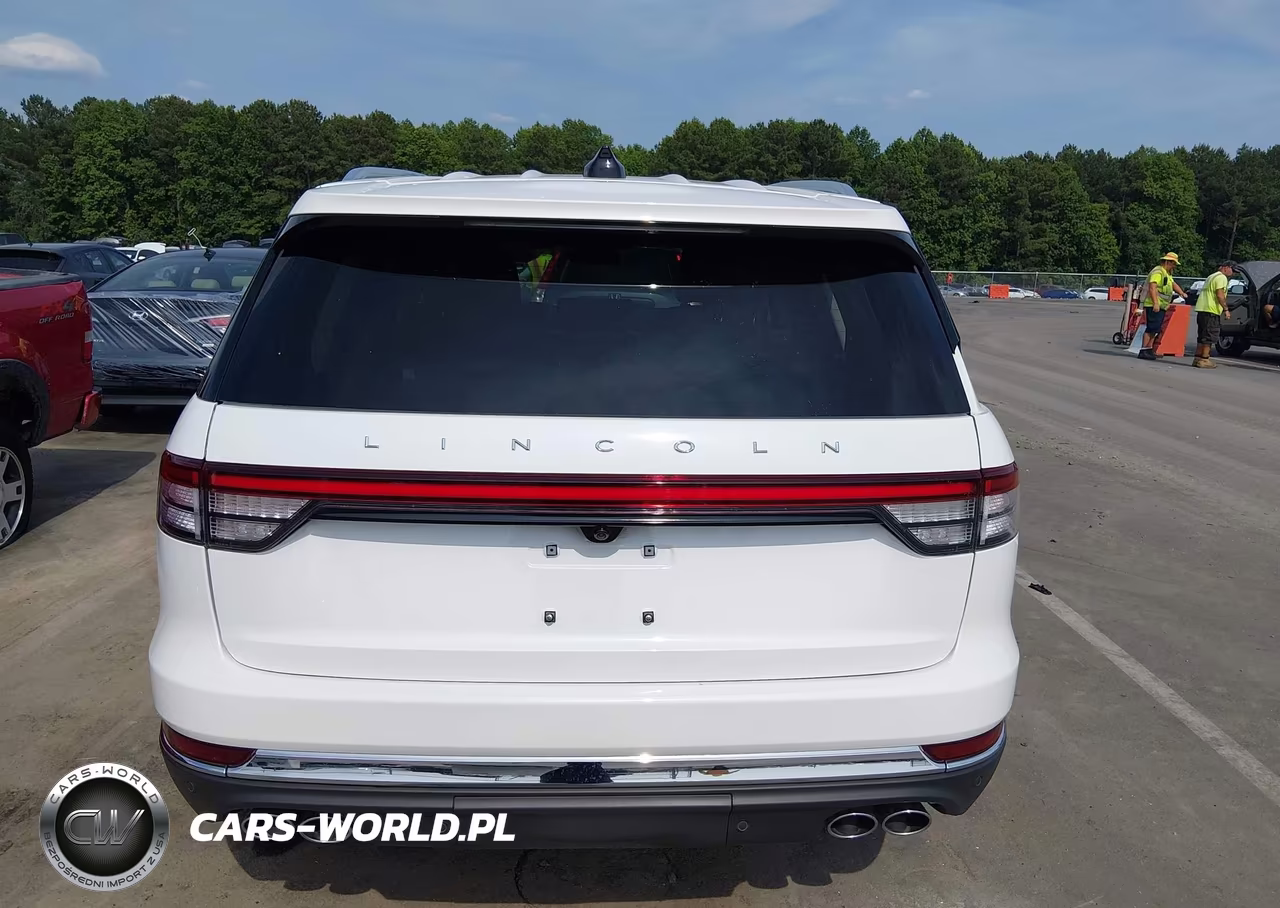 2025 Lincoln Aviator Premiere VIN:5LM5J6XC8SGL28839 - 16