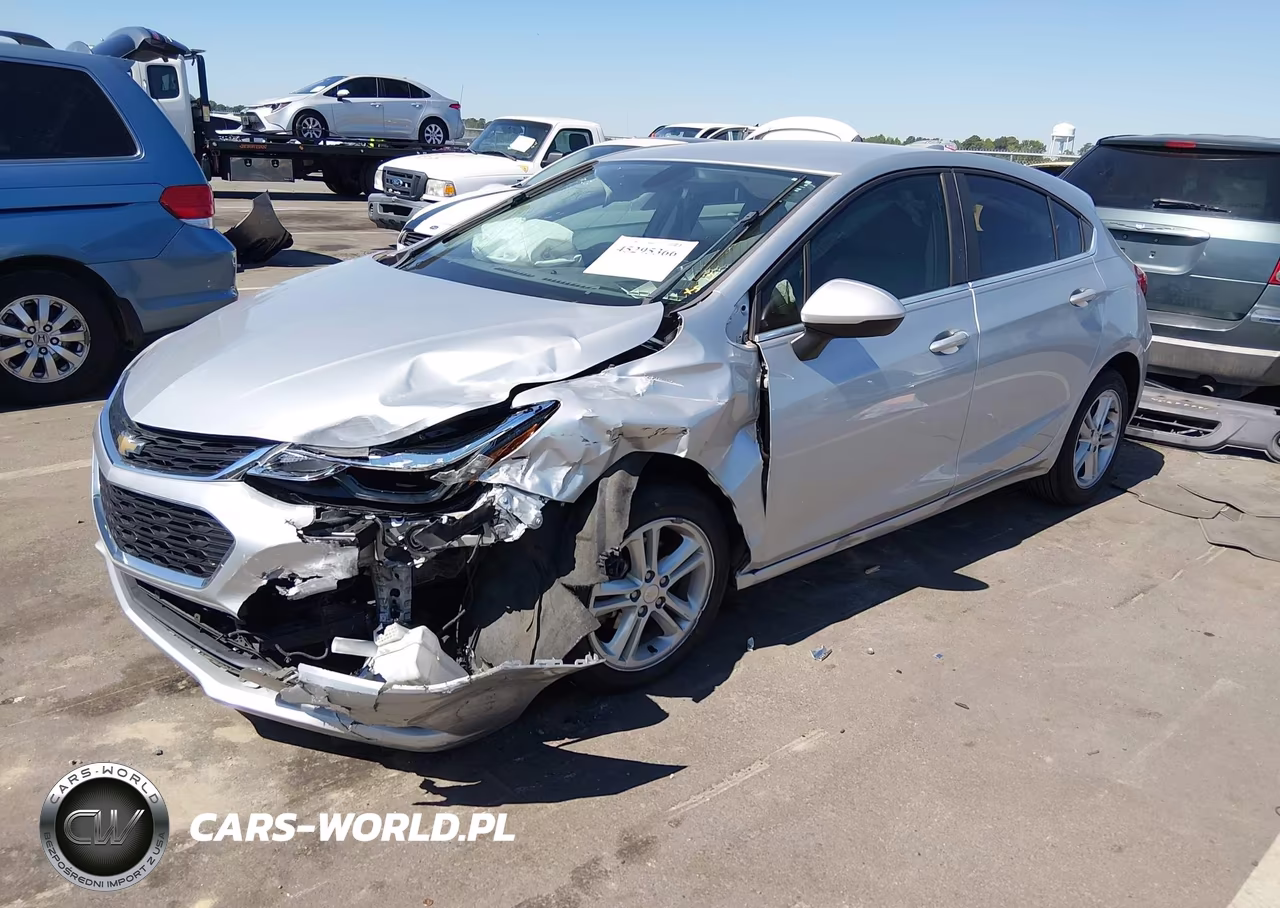 2017 Chevrolet Cruze Lt Auto VIN:3G1BE6SM2HS573329 - 2