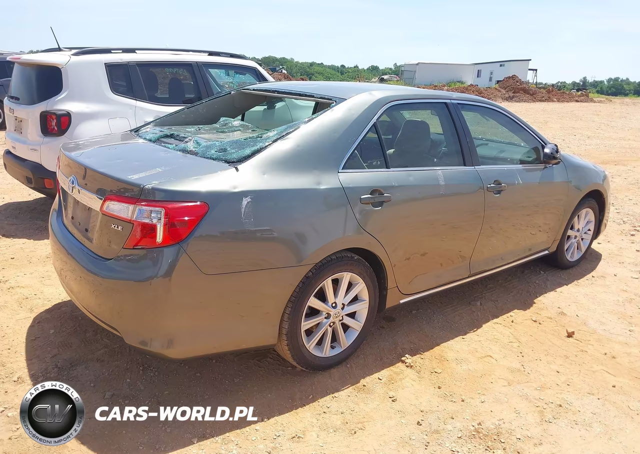2013 Toyota Camry Xle VIN:4T4BF1FK9DR299655 - 4