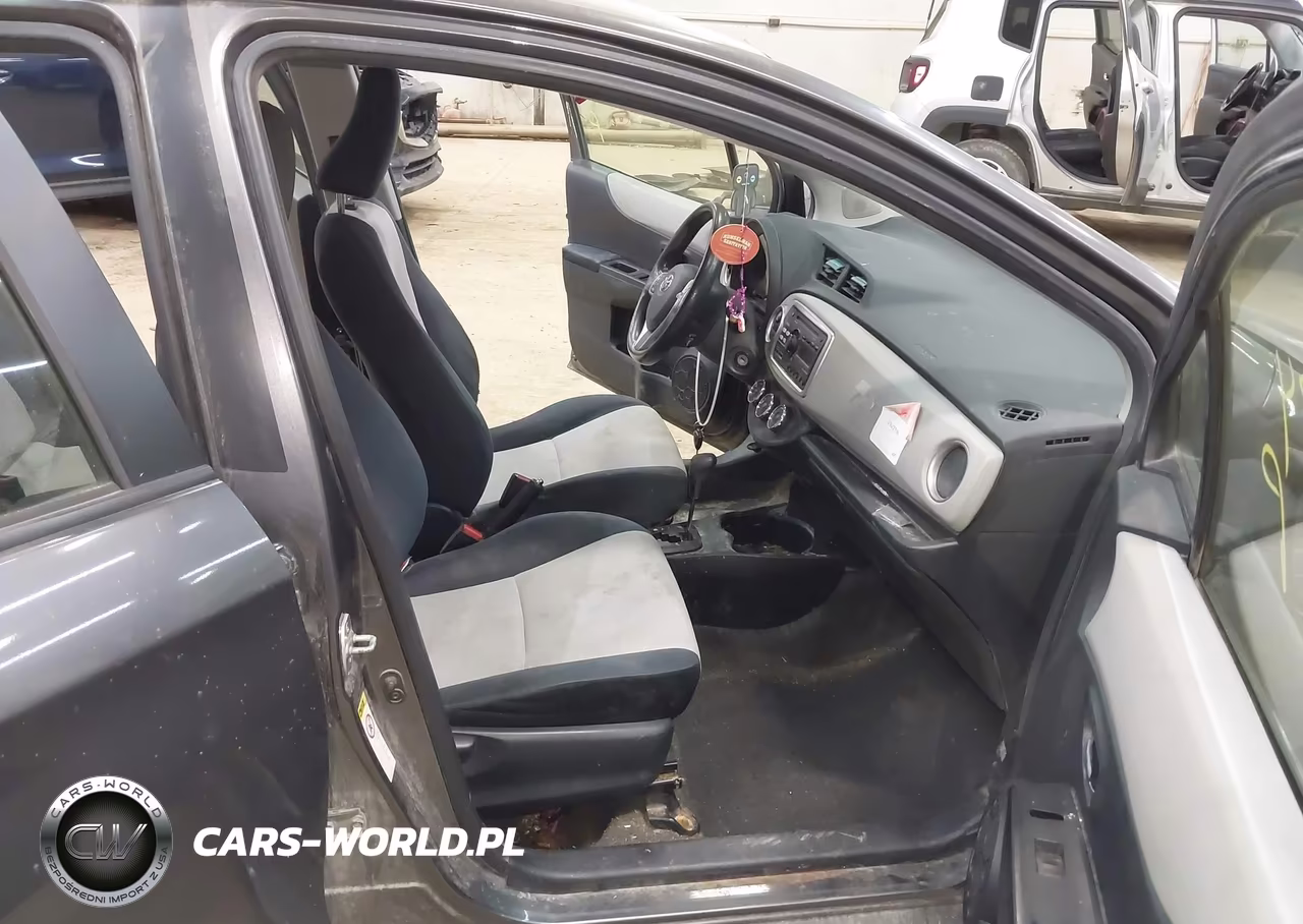 2013 Toyota Yaris Le VIN:JTDKTUD33DD565305 - 5