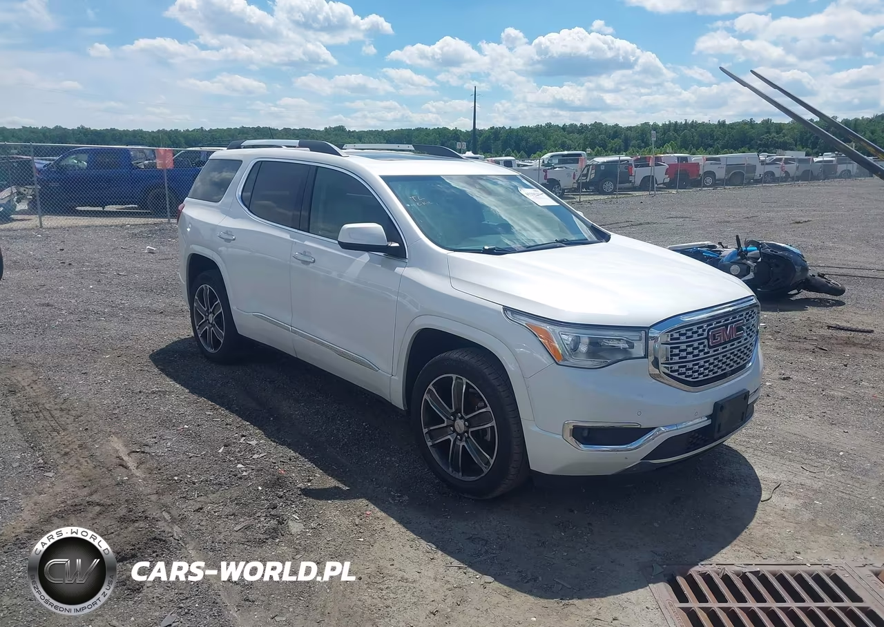 2017 GMC Acadia Denali – zdjęcie 1 z 16
