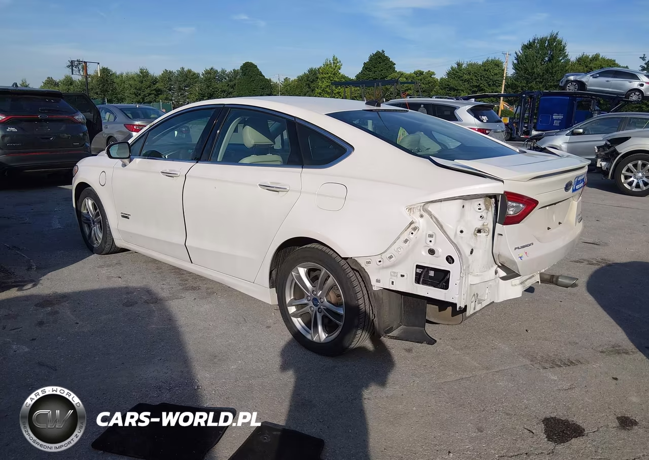 2016 Ford Fusion Energi Titanium VIN:3FA6P0SU6GR336676 - 3