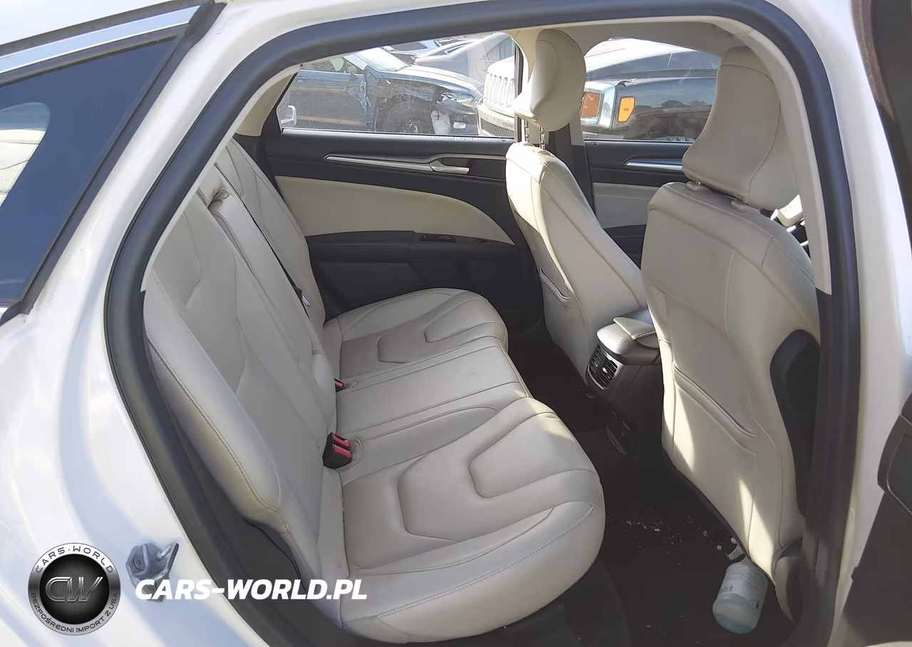 2016 Ford Fusion Energi Titanium VIN:3FA6P0SU6GR336676 - 8