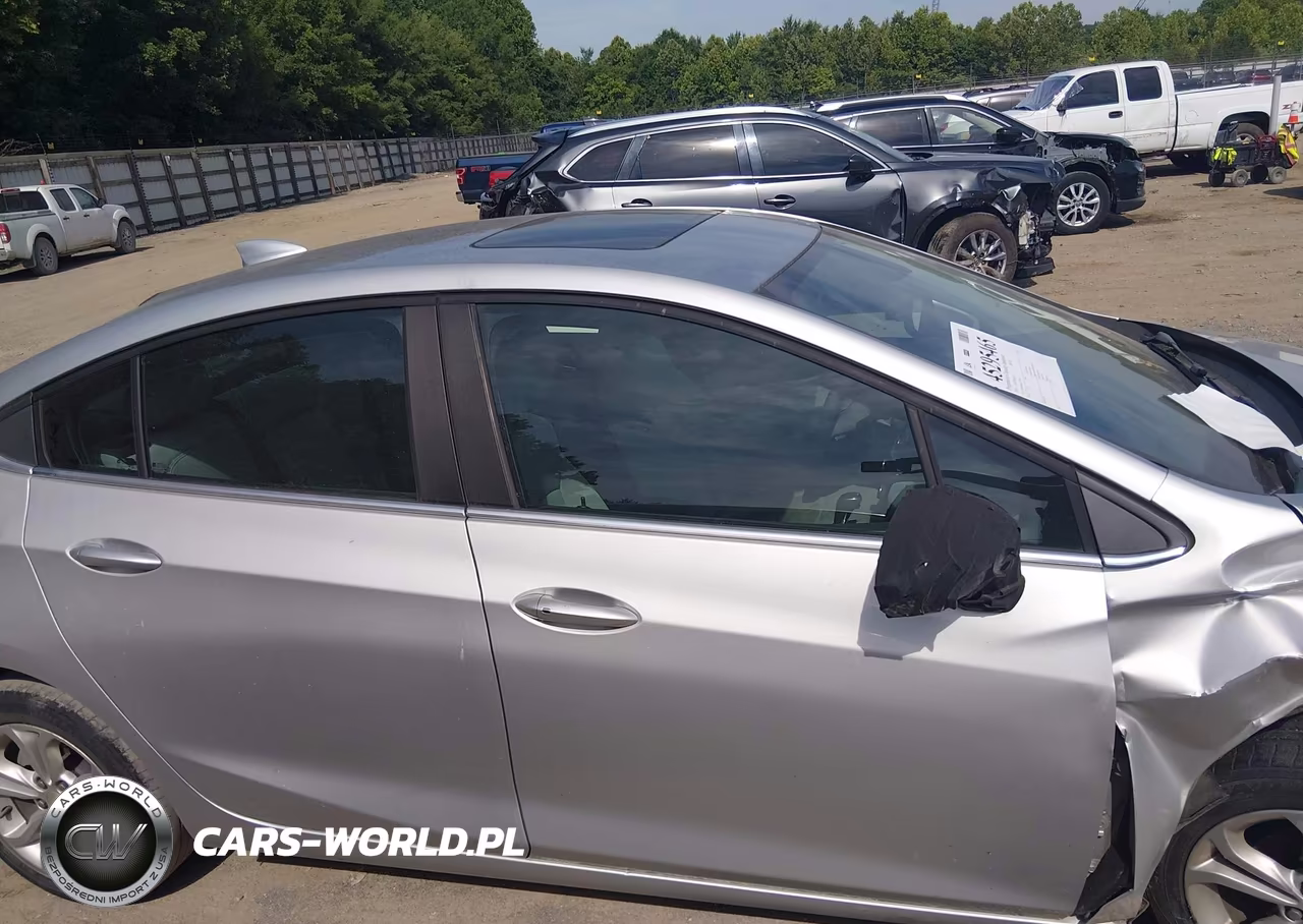 2019 Chevrolet Cruze Lt VIN:1G1BE5SMXK7121953 - 13