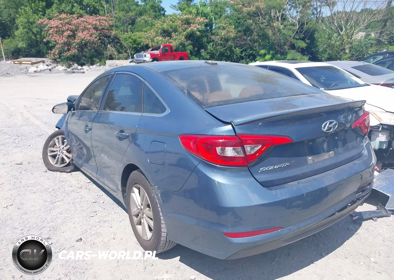 2017 Hyundai Sonata VIN:5NPE24AF3HH530570 - 3