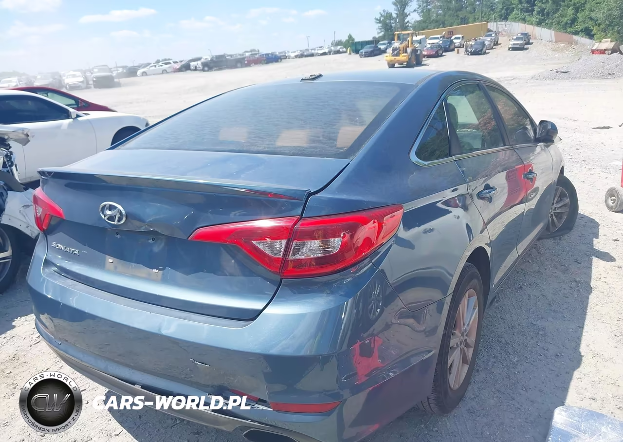 2017 Hyundai Sonata VIN:5NPE24AF3HH530570 - 4