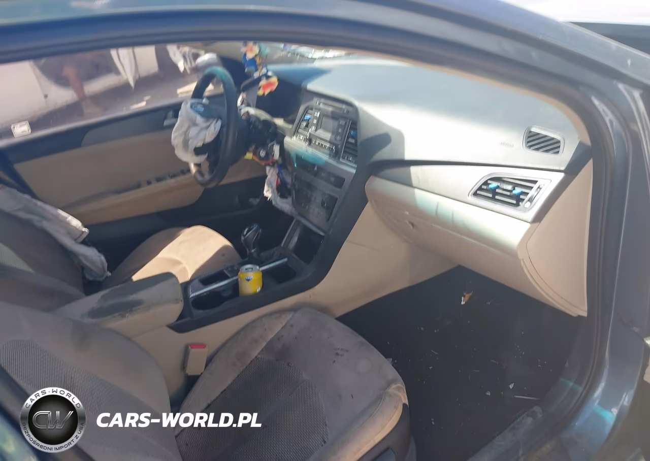 2017 Hyundai Sonata VIN:5NPE24AF3HH530570 - 5