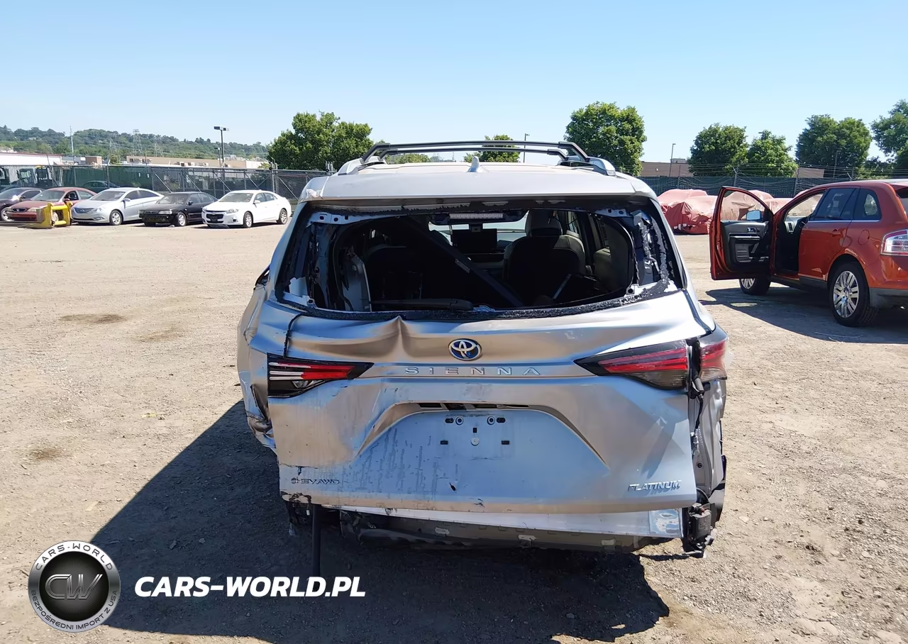 2025 Toyota Sienna Platinum VIN:5TDESKFC5SS167855 - 17