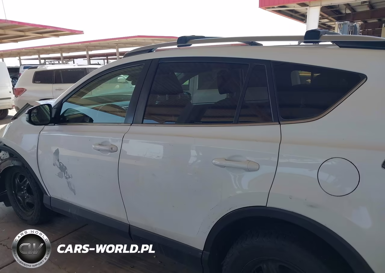 2017 Toyota Rav4 Le VIN:JTMBFREV1HJ704827 - 14