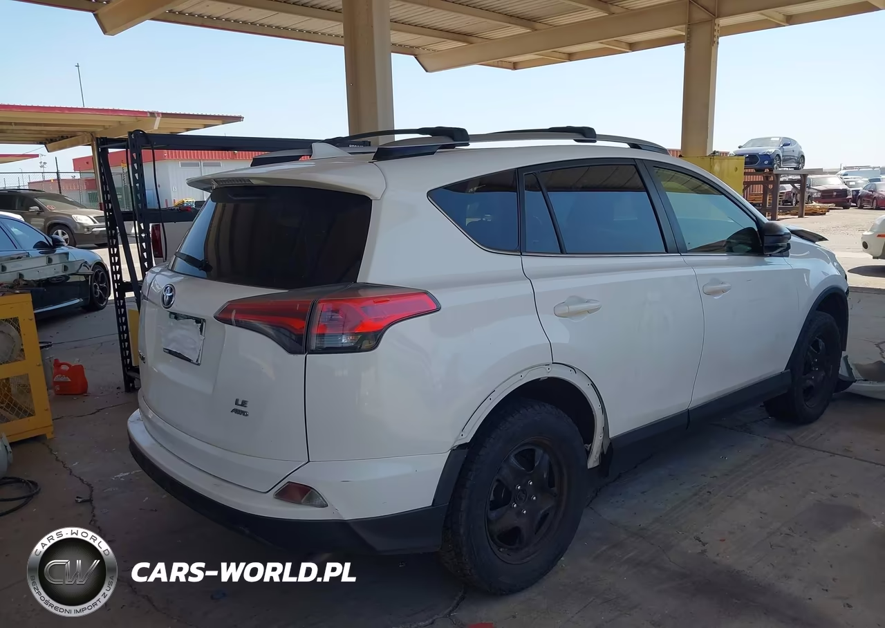 2017 Toyota Rav4 Le VIN:JTMBFREV1HJ704827 - 4