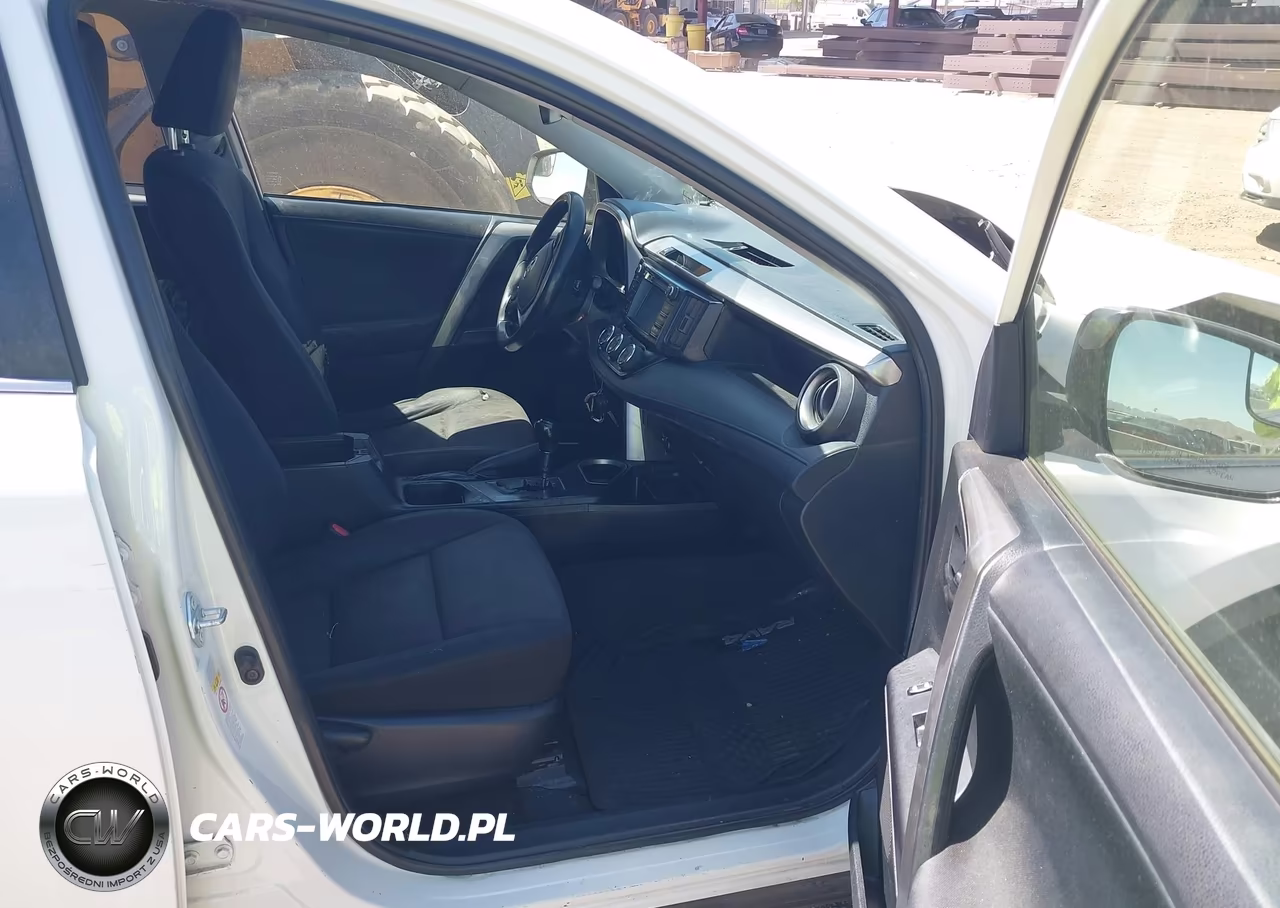 2017 Toyota Rav4 Le VIN:JTMBFREV1HJ704827 - 5