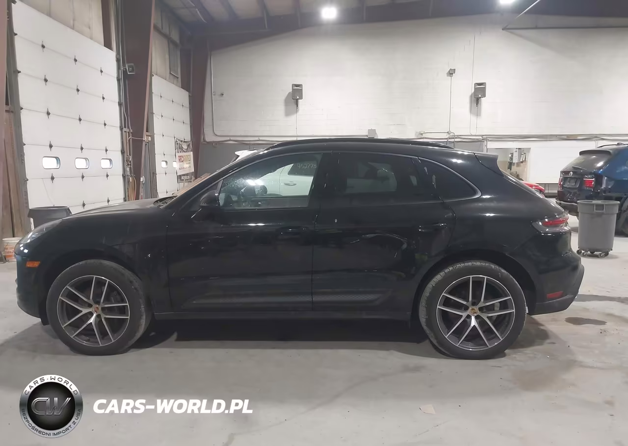 2023 Porsche Macan T VIN:WP1AA2A5XPLB08043 - 14