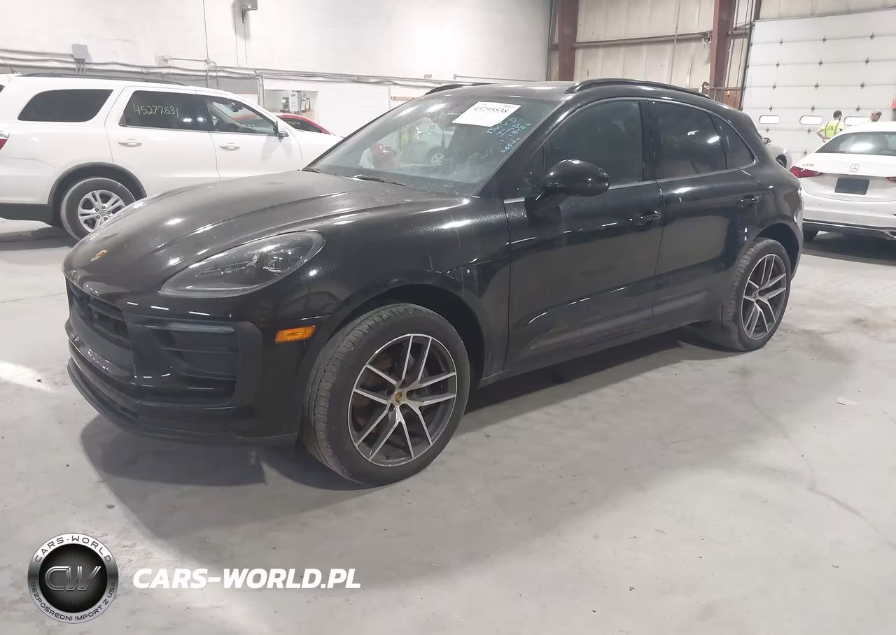 2023 Porsche Macan T VIN:WP1AA2A5XPLB08043 - 2