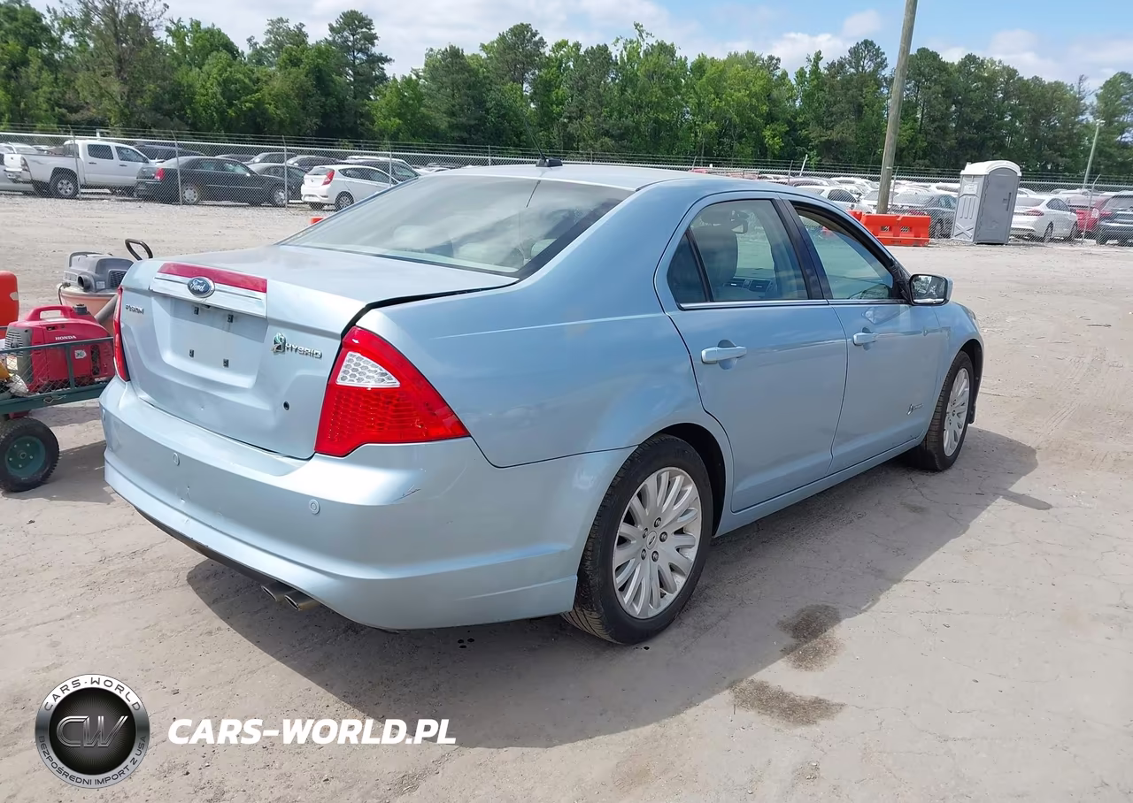 2010 Ford Fusion Hybrid VIN:3FADP0L36AR195595 - 4