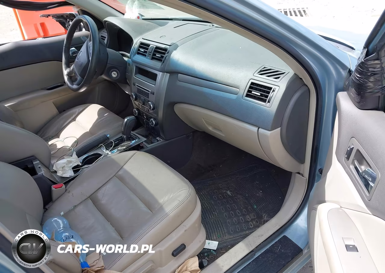 2010 Ford Fusion Hybrid VIN:3FADP0L36AR195595 - 5