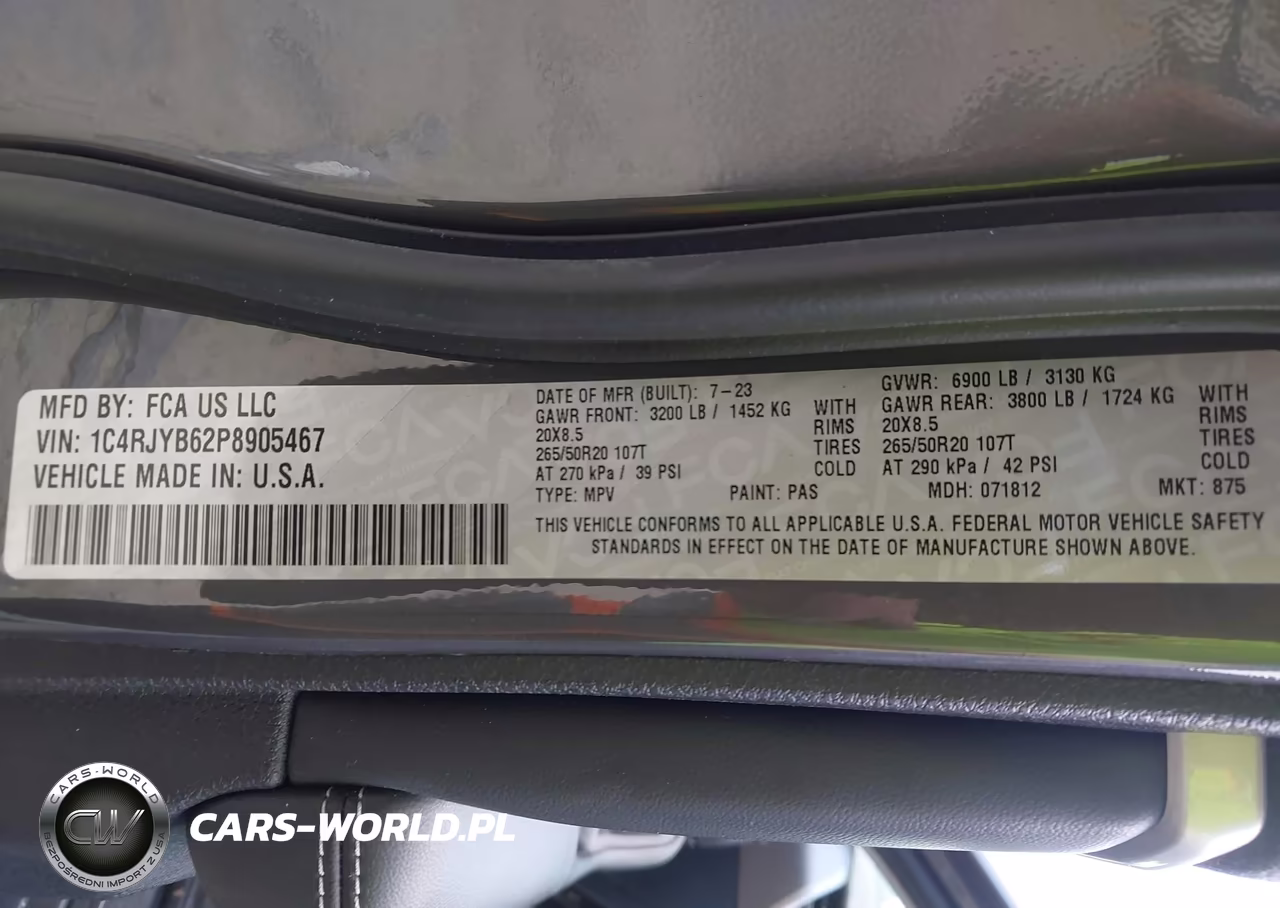 2023 Jeep Grand Cherokee 4Xe 30Th Anniversary VIN:1C4RJYB62P8905467 - 9