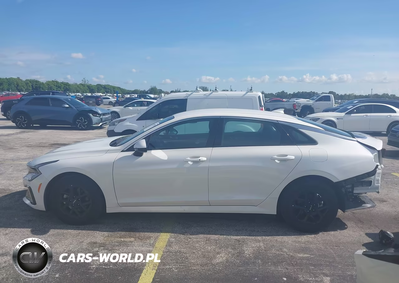 2026 Kia K5 Lxs Fwd VIN:KNAG24J74T5444661 - 15
