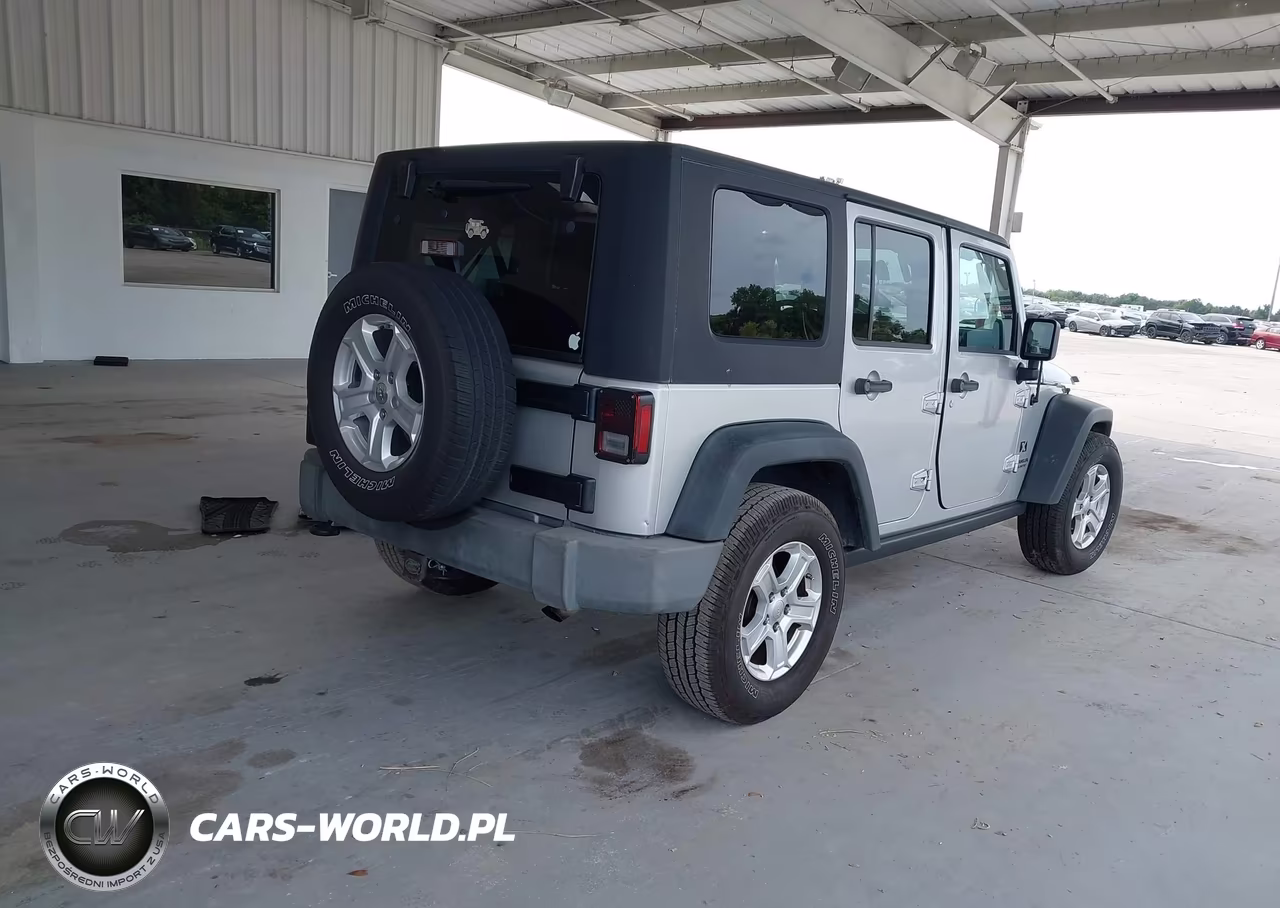 2009 Jeep Wrangler Unlimited X VIN:1J4GB39199L756874 - 4
