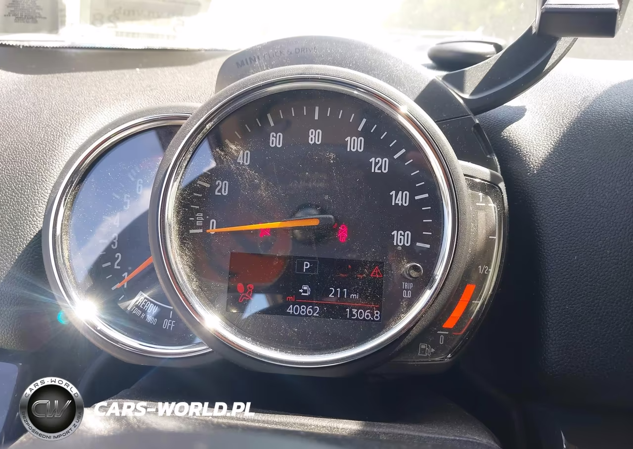 2019 Mini Countryman Cooper S VIN:WMZYT5C51K3J87569 - 7