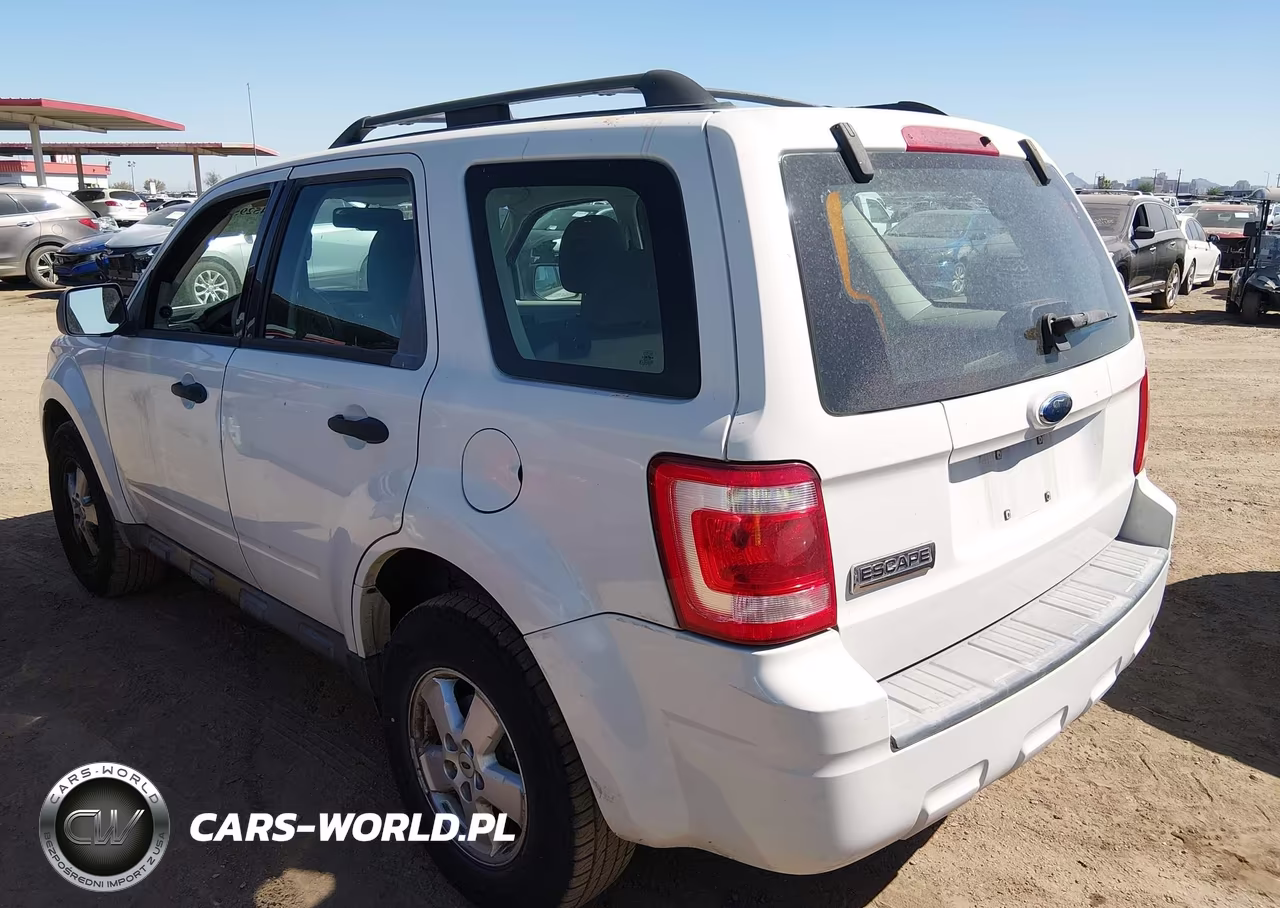 2009 Ford Escape Xls-Xls Manual VIN:1FMCU02739KA03581 - 3