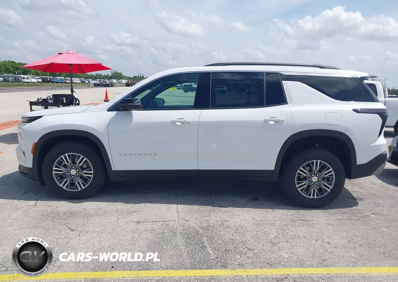 2026 Chevrolet Traverse Lt VIN:1GNEVGKS2TJ182689 - 14