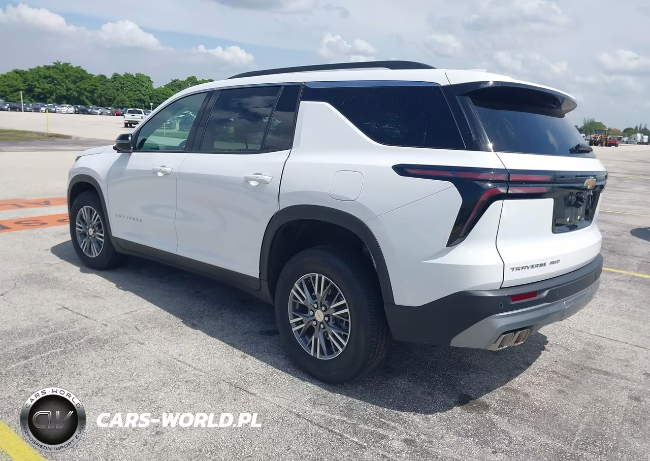 2026 Chevrolet Traverse Lt VIN:1GNEVGKS2TJ182689 - 3