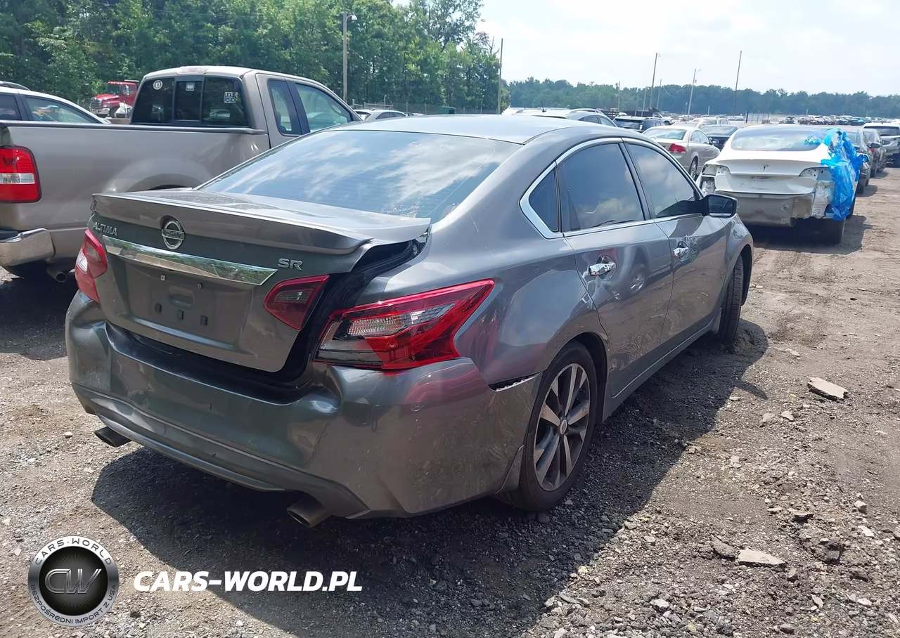 2017 Nissan Altima 2.5 Sr VIN:1N4AL3AP7HC153273 - 4