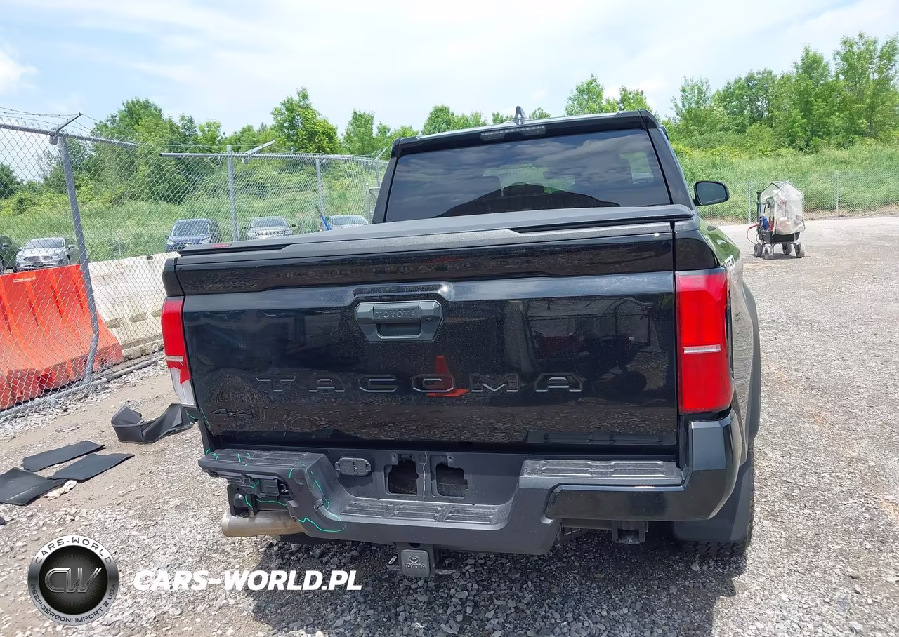 2024 Toyota Tacoma Trd Off Road VIN:3TMLB5JN0RM015591 - 16