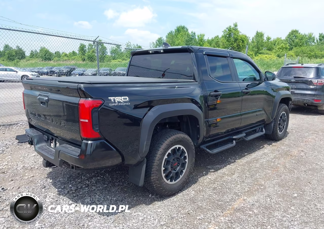 2024 Toyota Tacoma Trd Off Road VIN:3TMLB5JN0RM015591 - 4