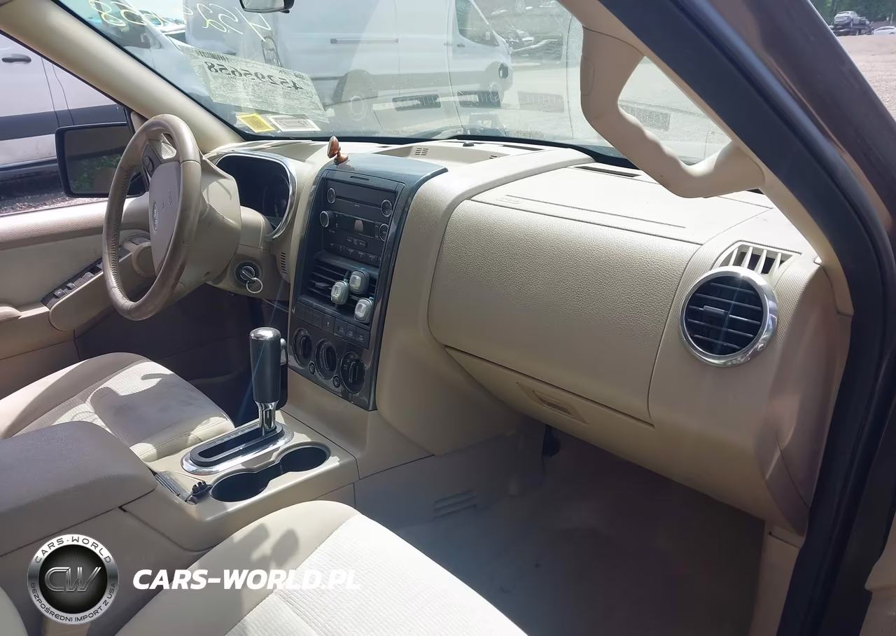 2008 Ford Explorer Xlt VIN:1FMEU73E48UA54024 - 5