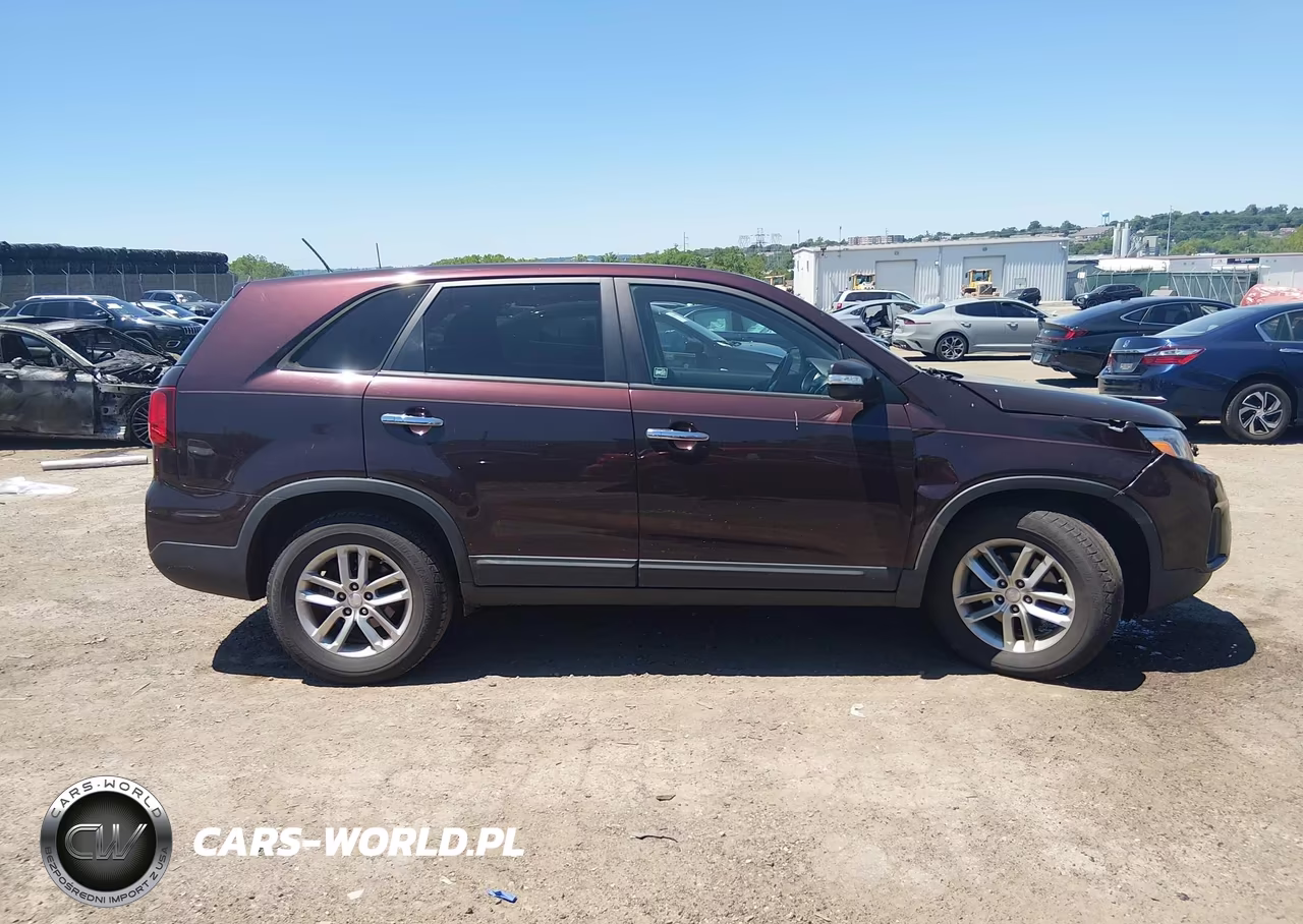 2014 Kia Sorento Lx VIN:5XYKT3A6XEG523550 - 13
