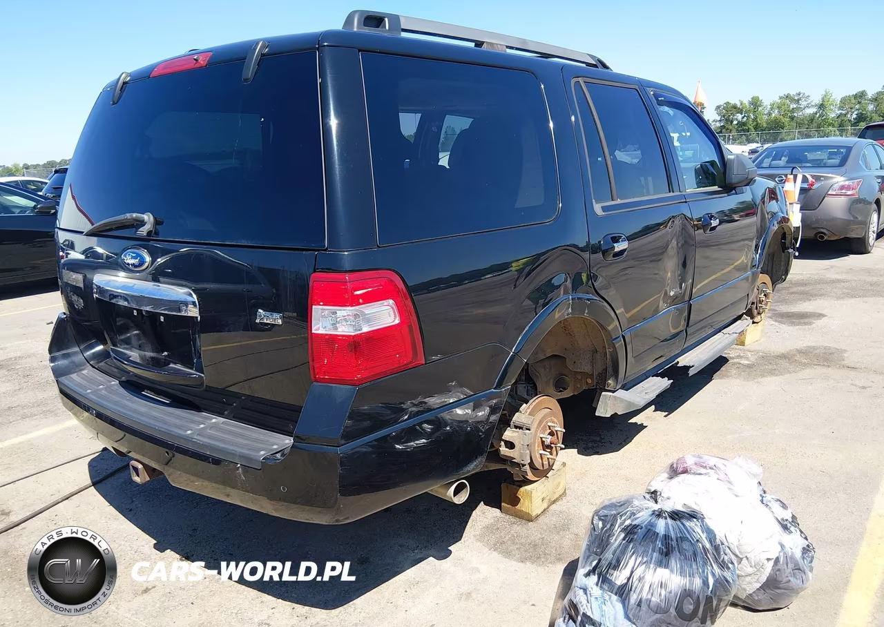 2012 Ford Expedition Xlt VIN:1FMJU1J56CEF08355 - 4