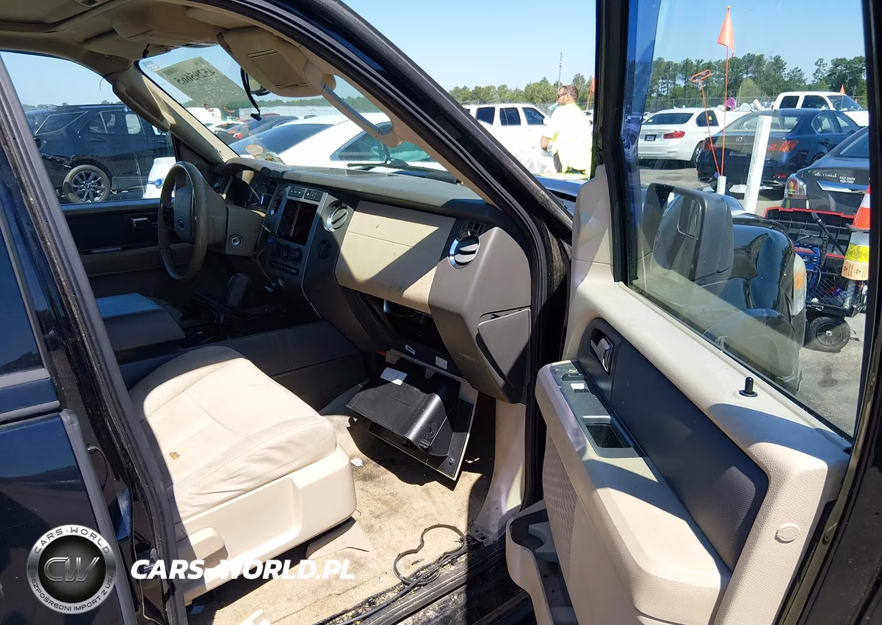2012 Ford Expedition Xlt VIN:1FMJU1J56CEF08355 - 5