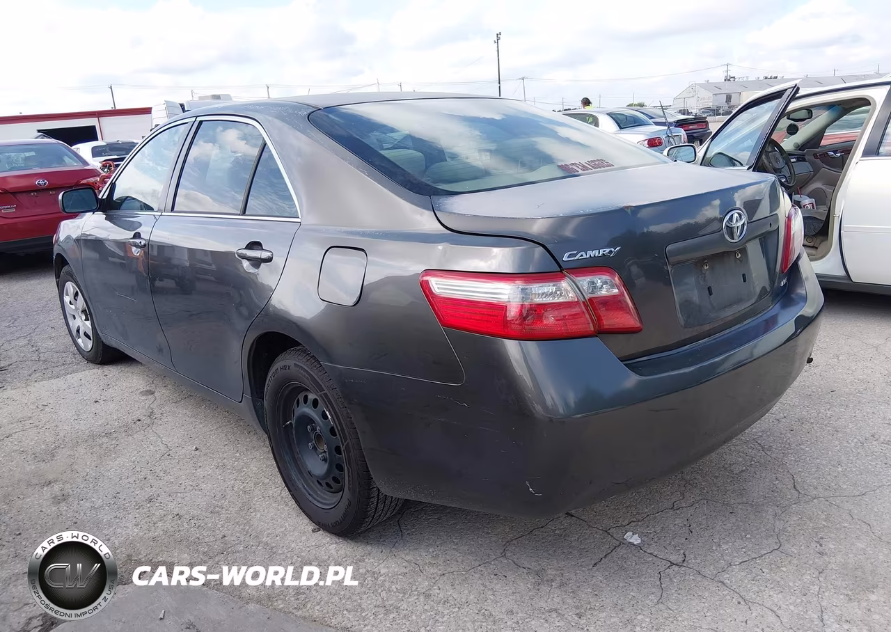 2007 Toyota Camry Le VIN:JTNBE46K173068807 - 3