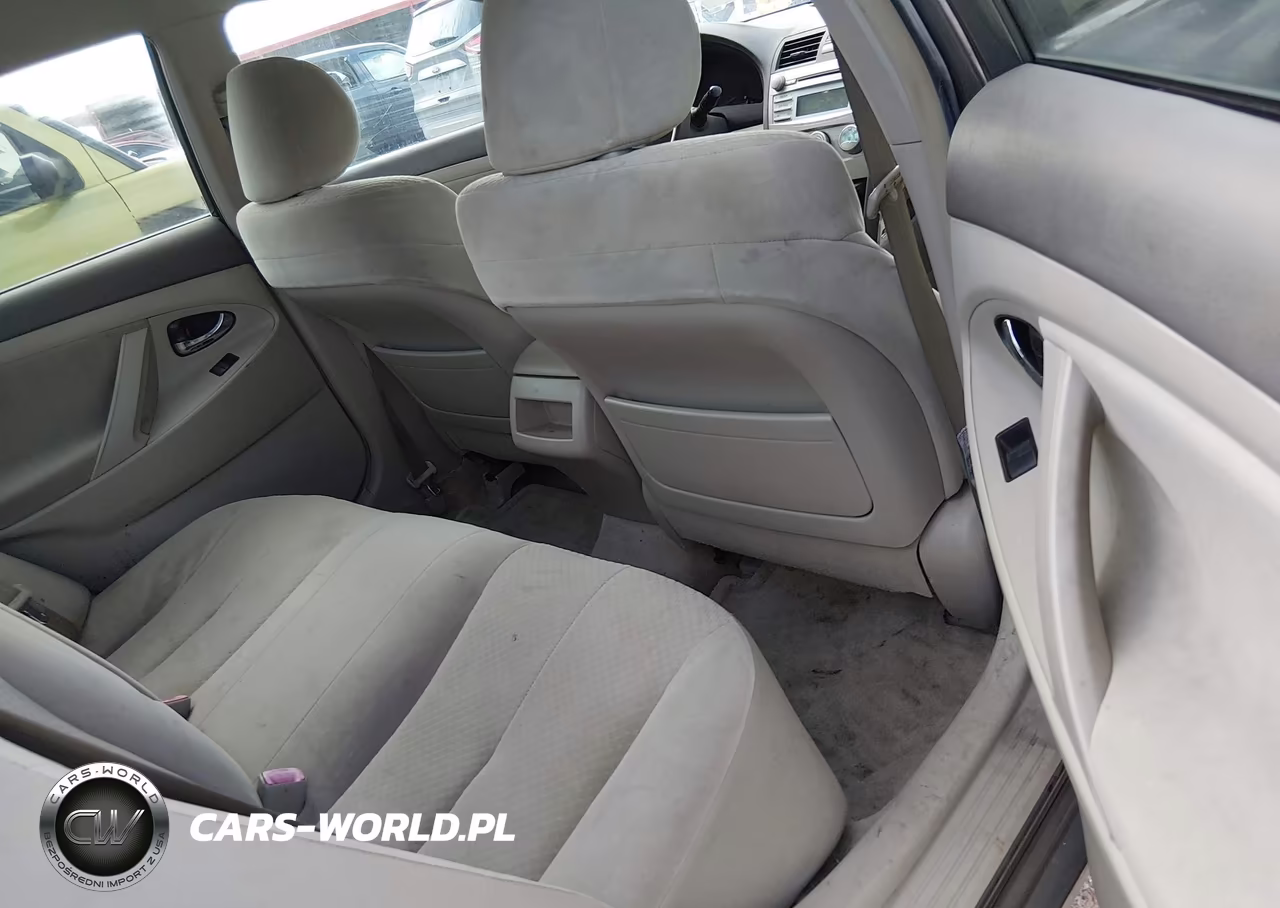 2007 Toyota Camry Le VIN:JTNBE46K173068807 - 8