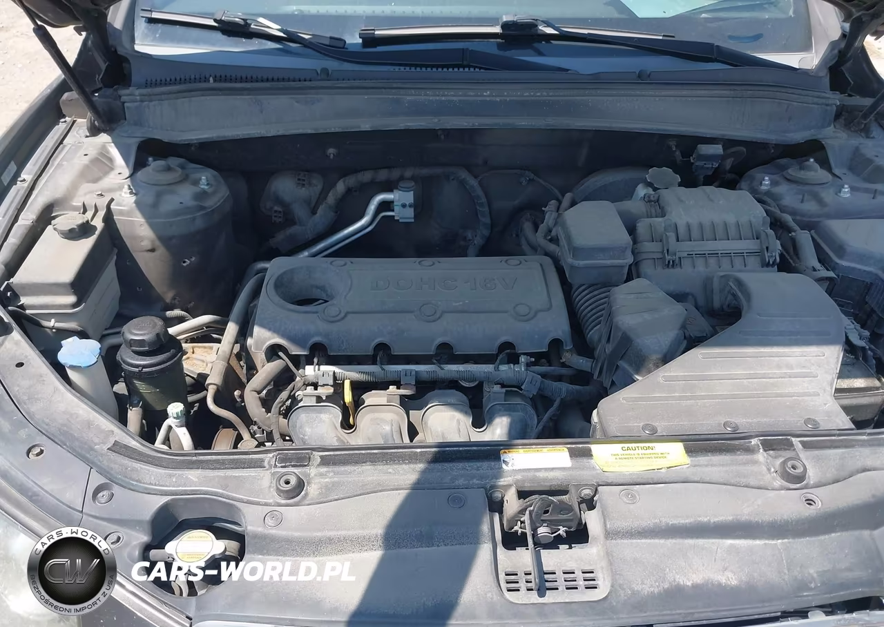 2012 Hyundai Santa Fe Gls VIN:5XYZGDABXCG155373 - 10