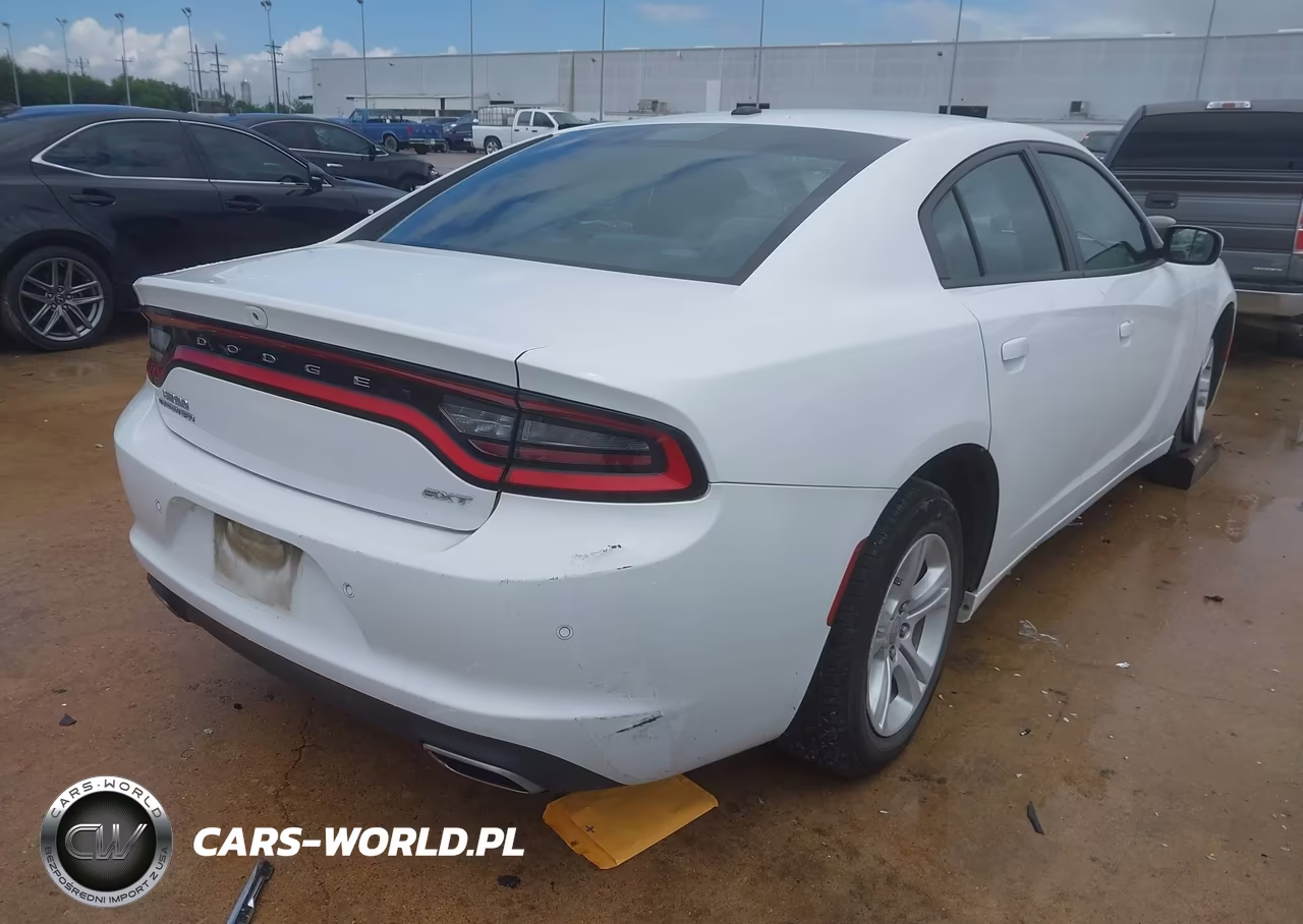 2018 Dodge Charger Sxt Rwd VIN:2C3CDXBG3JH170147 - 4