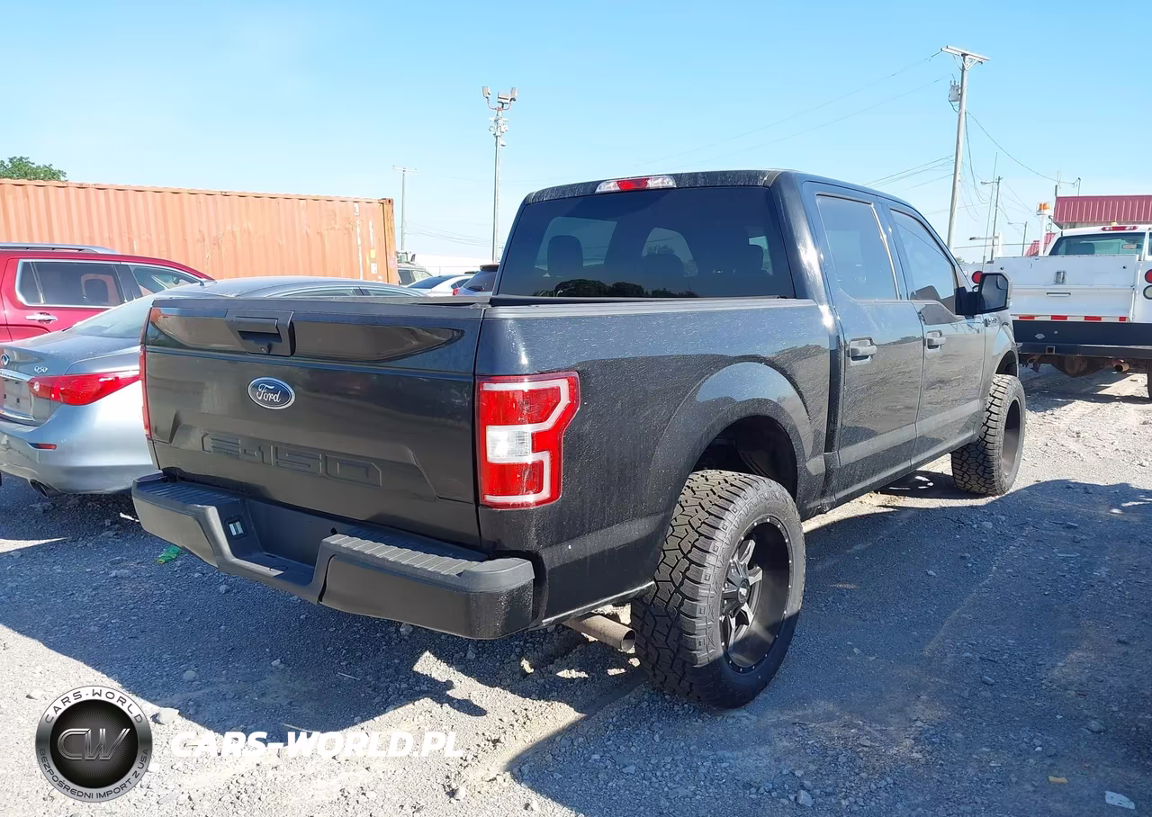 2018 Ford F-150 Xlt VIN:1FTEW1EB8JFC79359 - 4