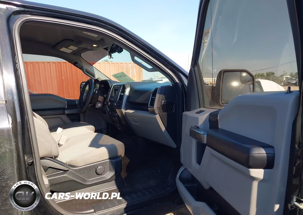 2018 Ford F-150 Xlt VIN:1FTEW1EB8JFC79359 - 5