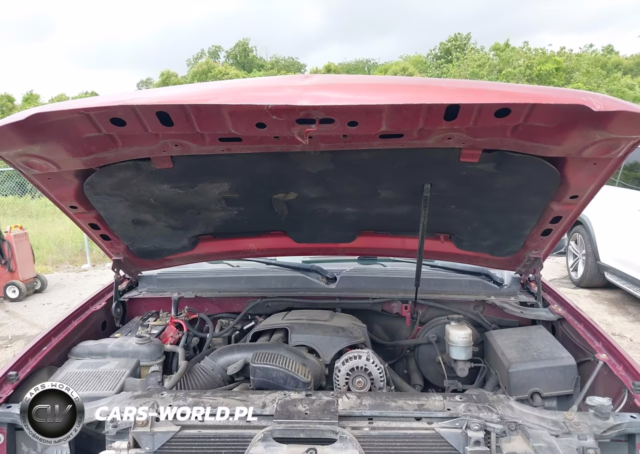 2011 Chevrolet Suburban 1500 Ls VIN:1GNSCHE02BR217921 - 10