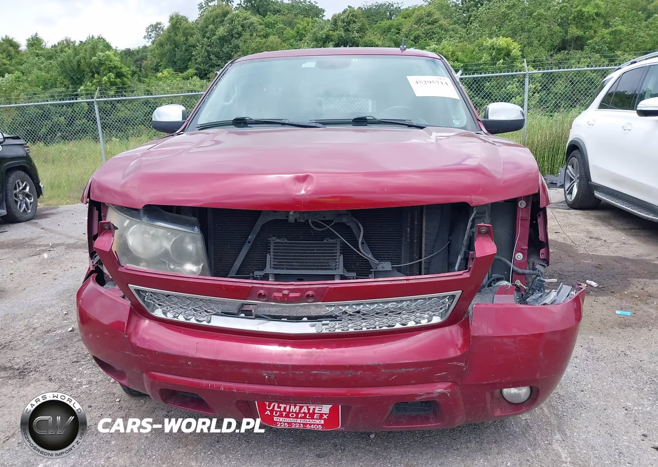 2011 Chevrolet Suburban 1500 Ls VIN:1GNSCHE02BR217921 - 12