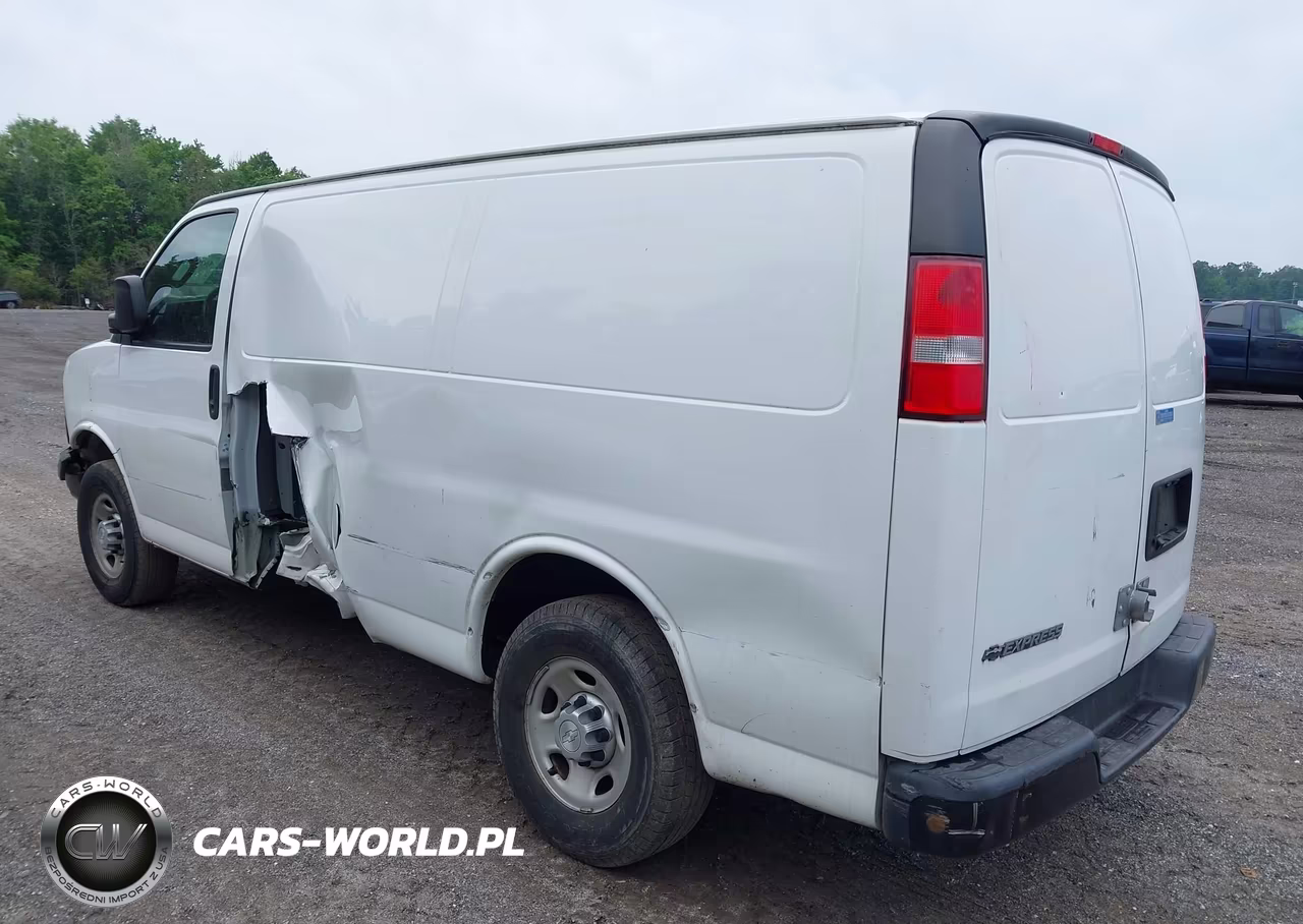 2017 Chevrolet Express 2500 Work Van VIN:1GCWGAFF5H1133852 - 3