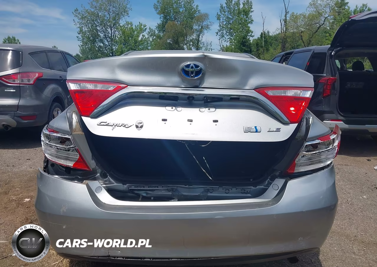 2015 Toyota Camry Hybrid Le VIN:4T1BD1FK7FU175340 - 16
