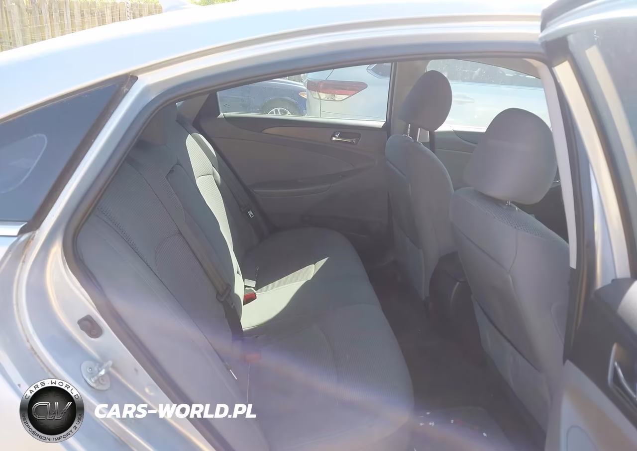 2013 Hyundai Sonata Gls VIN:5NPEB4AC3DH714343 - 8