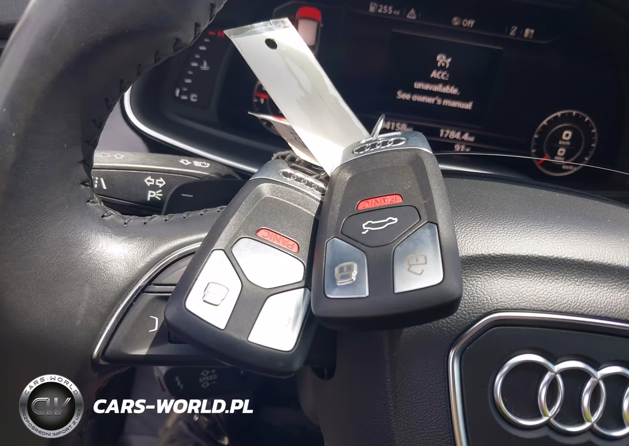 2017 Audi Q7 3.0T Premium VIN:WA1LAAF71HD053048 - 11