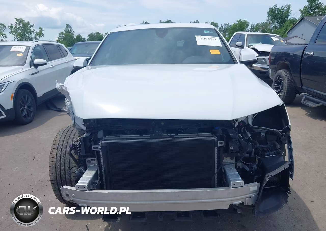 2017 Audi Q7 3.0T Premium VIN:WA1LAAF71HD053048 - 12