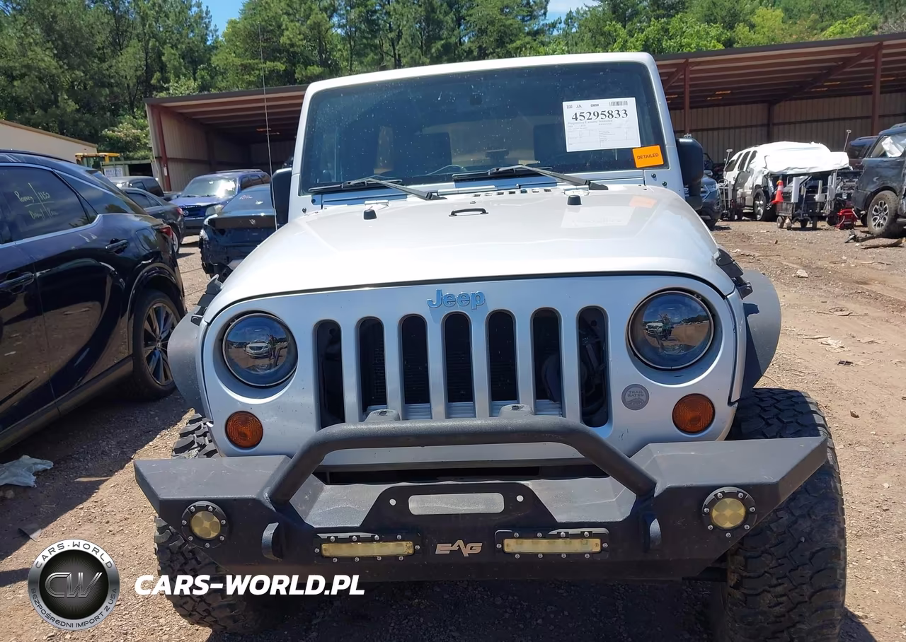 2008 Jeep Wrangler Unlimited Rubicon VIN:1J4GA69158L566024 - 6