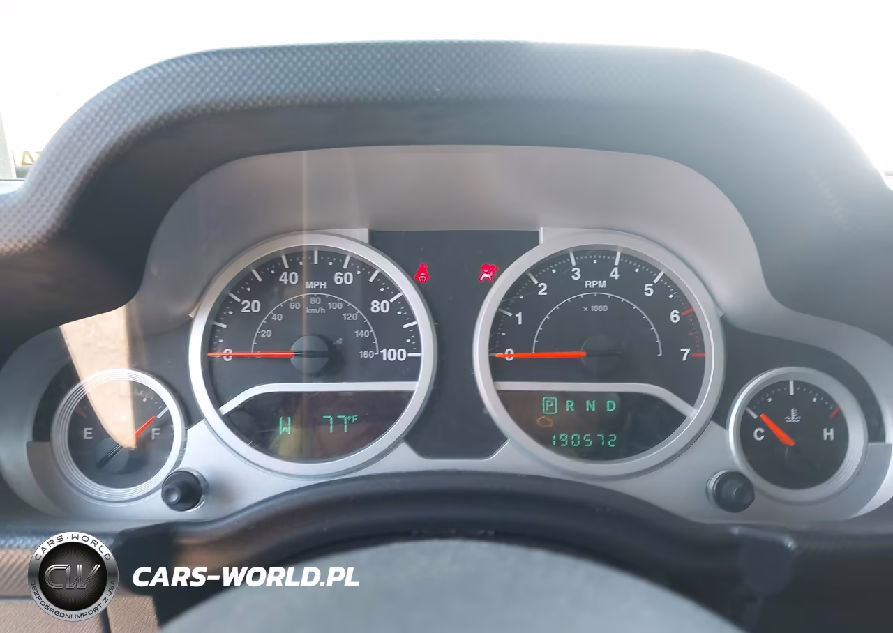 2008 Jeep Wrangler Unlimited Rubicon VIN:1J4GA69158L566024 - 7