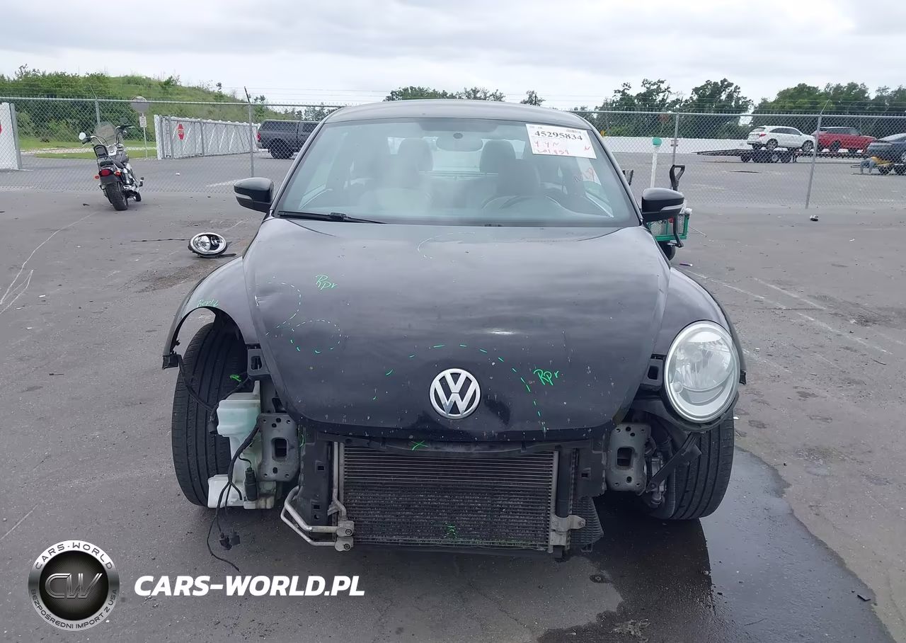 2016 Volkswagen Beetle 1.8T Classic VIN:3VWF17AT7GM634354 - 13